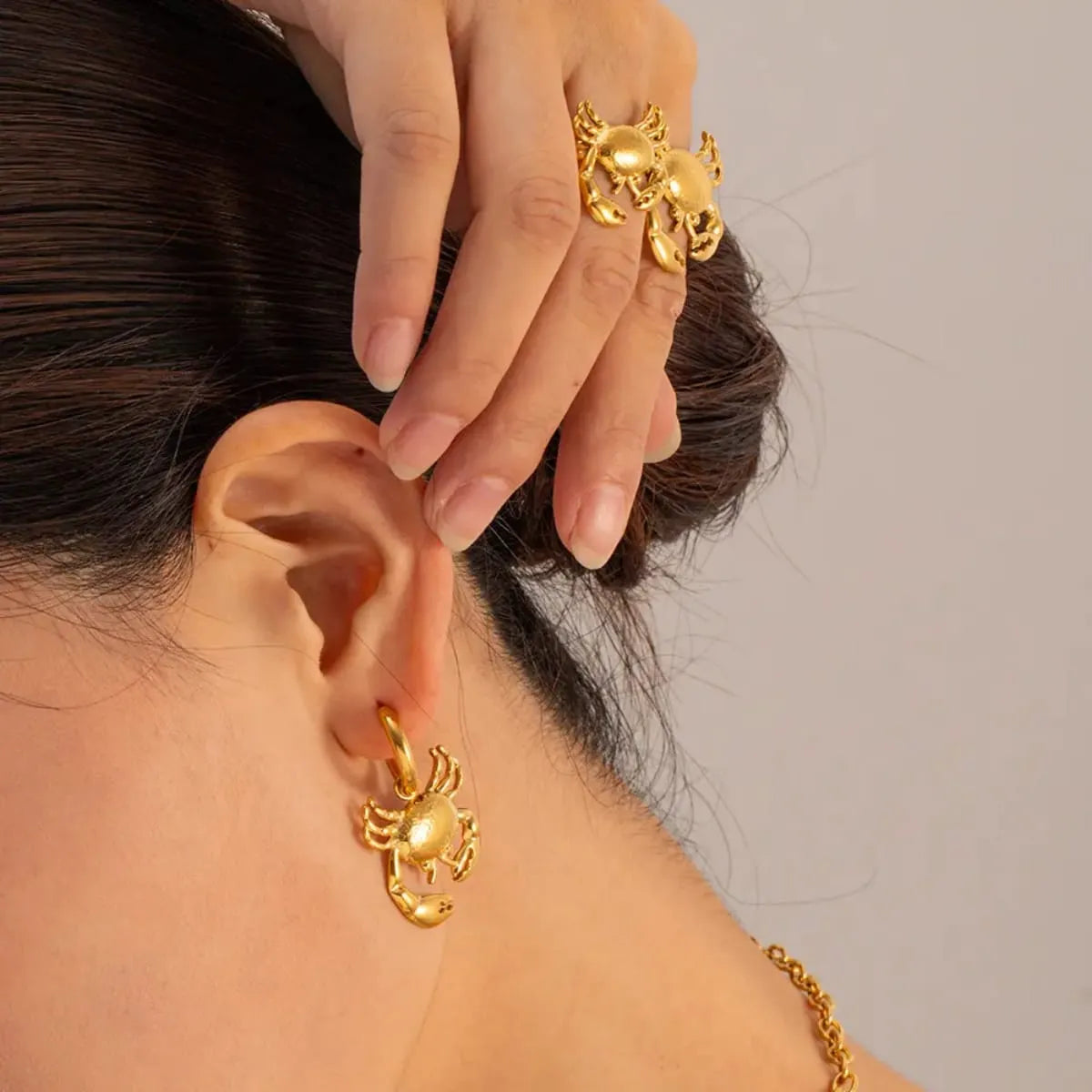 CRAB CHARM HOOPS
