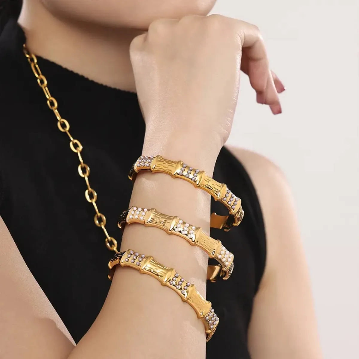 PEARL ARMOR CUFF