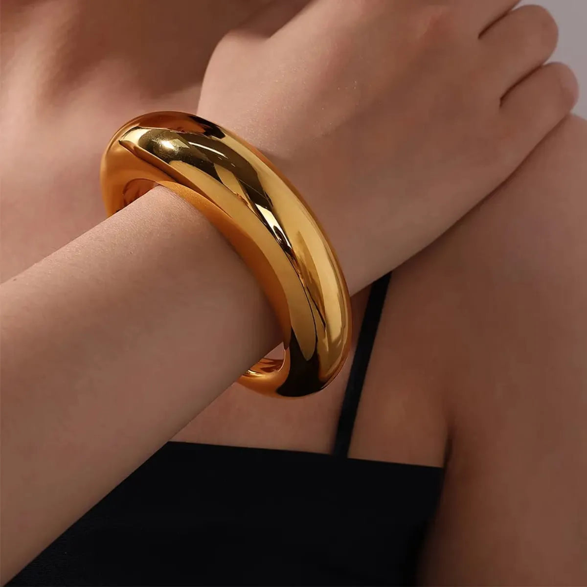 BOLD DOME BRACELET