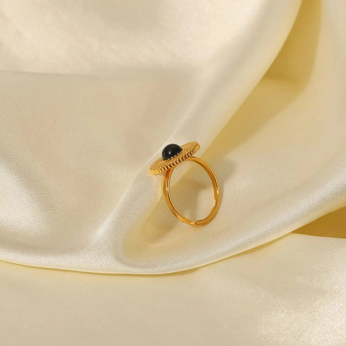 GOLDEN EYE RING