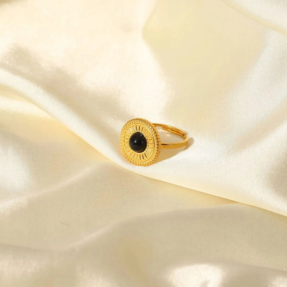 GOLDEN EYE RING