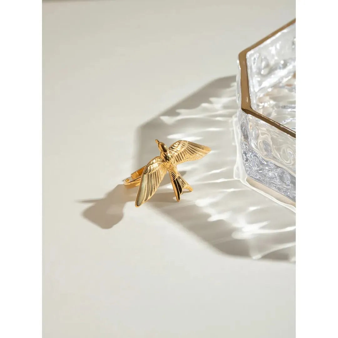 WINGS OF GLORY RING