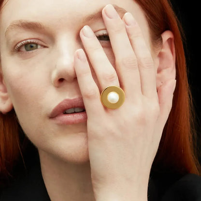 PEARL DISC RING
