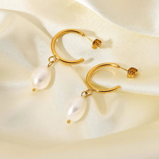 LUNA PEARL HOOPS